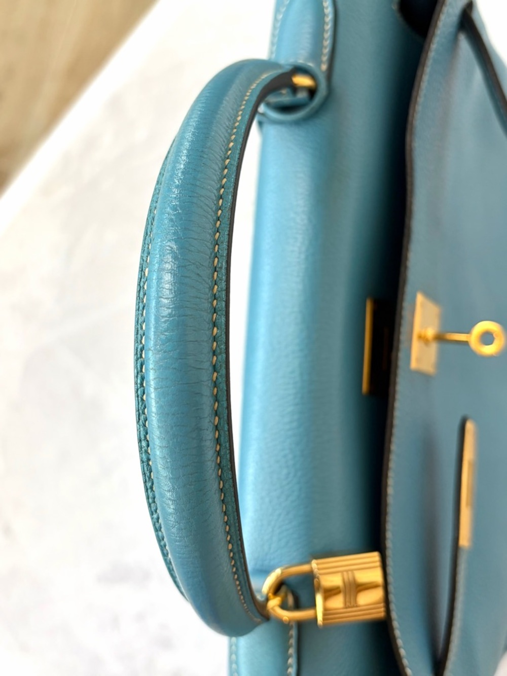 Hermes Kelly32 Retourne,Togo, BleuJean/Gold, box/duster/twilly, PRICE FIRM - Picture 16 of 17
